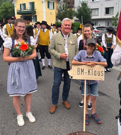 Bildschirmfoto_2025-06-16_um_21.58.14.png